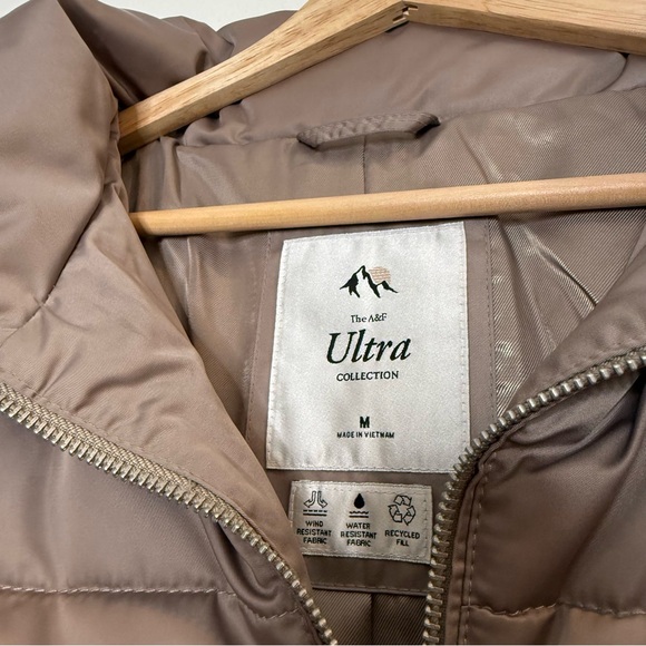 Abercrombie & Fitch Ultra Collection Taupe Chocolate Mousse Puffer Jacket medium - Picture 4 of 11
